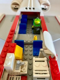 LEGO CITY: Airport (7894) + Airplane - 2006 Retired - 95% Complete- PLEASE READ