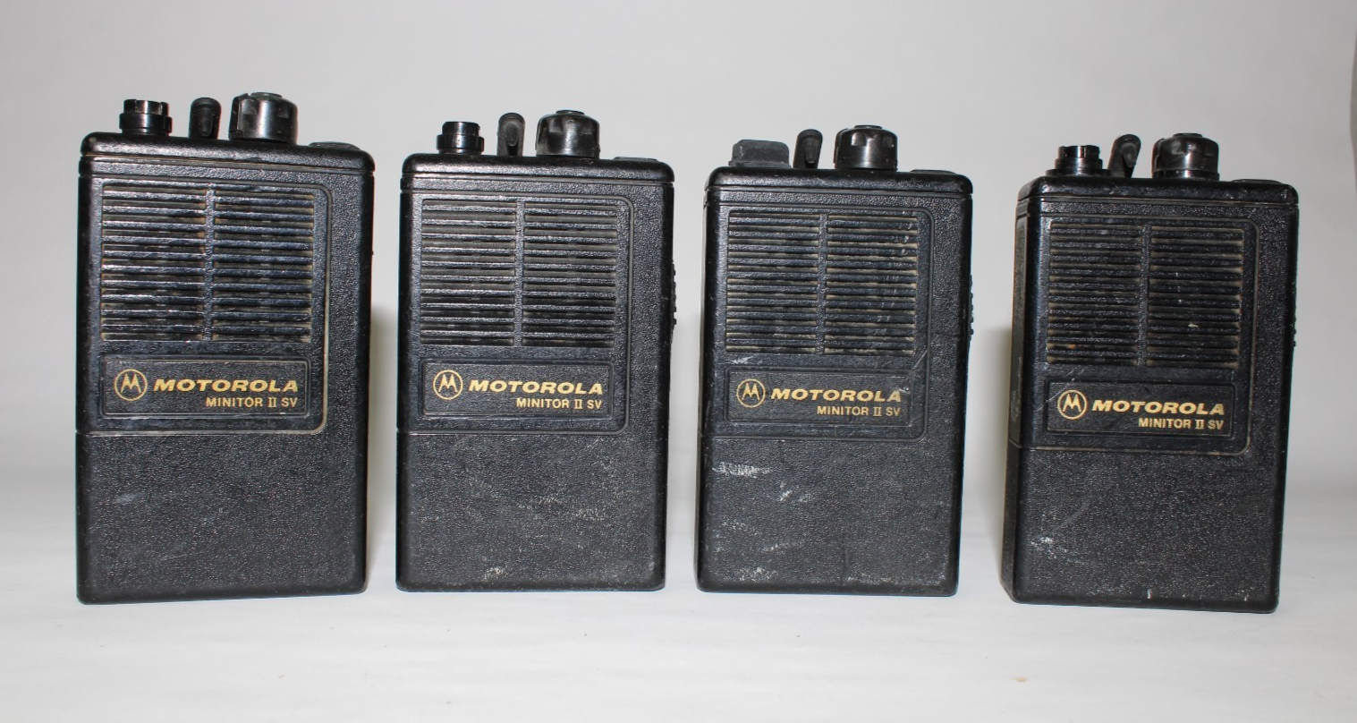 Neuf NOS OEM Lot De 3 Motorola Radio Minitor II 2 Profil Bas Enceinte 5005454L02