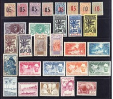 Guinee.  Very good group.   see 3 scans.  L2220