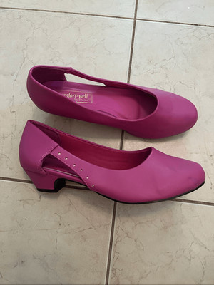 Comfort-Well by Beacon Fuchsia Low Block Heel Side Cutout Gold Accent Size 8W