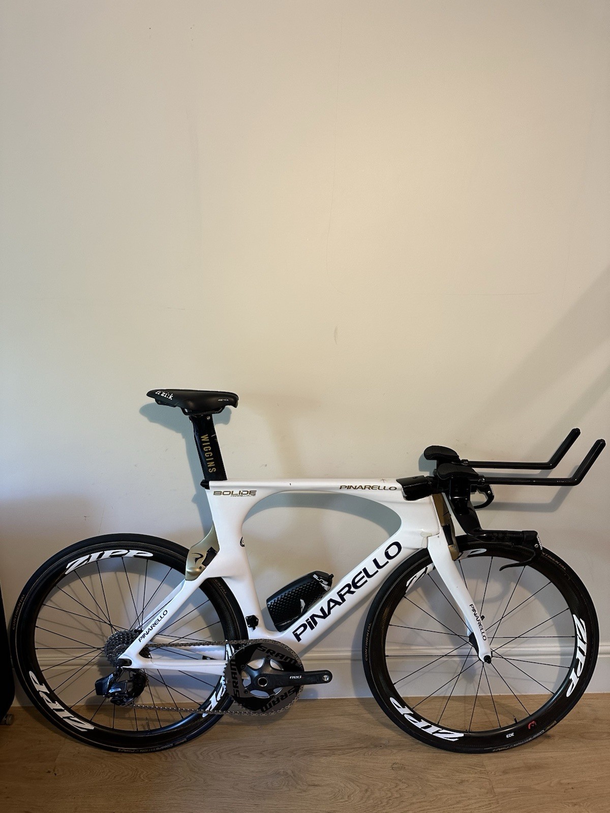 Pinarello Bolide TT Time Trial Triathlon Bike Size 55 Sram AXS