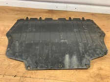 Audi A3 8P Facelift Unterfahrschutz Unterbodenschutz Motor 1K0825237AG