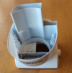 Zanussi ZUR-62701 Bodenstaubsauger unteres Motorgehäuse / Gehäuse