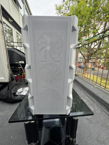 BRAND NEW! GAMING PC- AMD Radeon 7900XTX 24GB, Ryzen 7800X3D, 32GB DDR5, 1TB SSD - Picture 12 of 19
