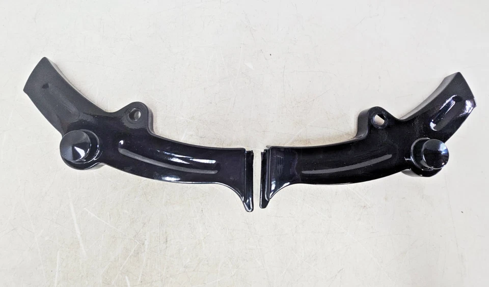 1993 HARLEY SOFTAIL Kuryakyn Swinging Arm Frame Cover - Image 2 of 4