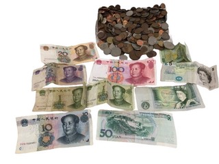 Mixed World Banknotes & Coins Bundle Chinese Yuan UK Pounds Colectable