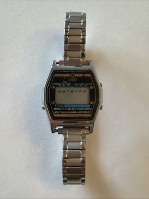 Vintage Timex Q Quartz Digital Watch Women Silver Elastic Band Needs New Battery