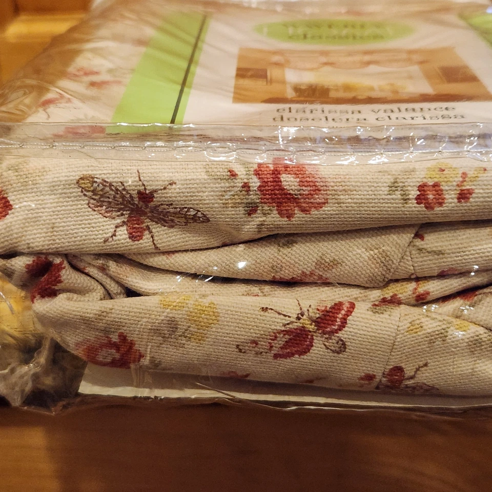 Waverly Home Classics Clarissa Valance Flea Market Parchment DragonFly 42x22" - Image 4 of 4