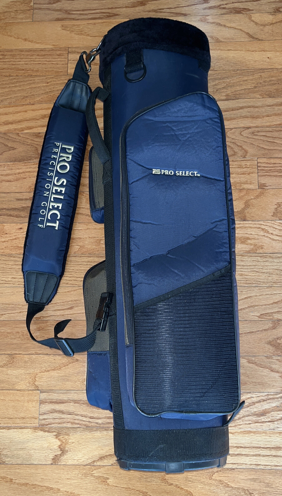 Pro Select Lightweight Golf Bag6 Way Divider3 Zip PocketsBlue Nylon
