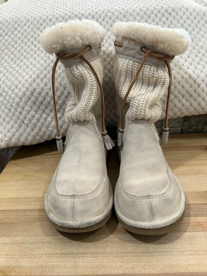 Botas UGG Off White Gamuza Tejidas Piel Sintética Altas Para Mujer Talla 6 Foto 2 de 4