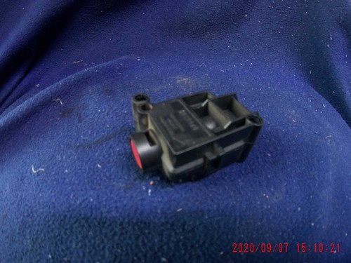 Notschallter Unfallschalter Kraftstoffpumpe Ford Mondeo ll F2AB-9341-AA