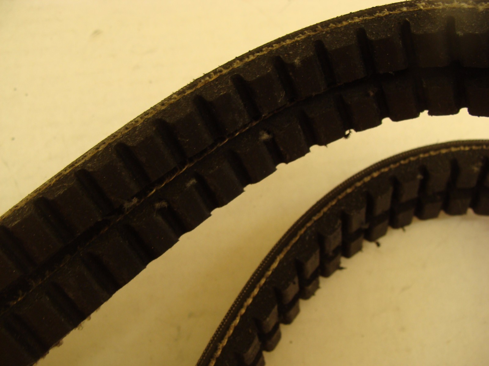 258-070 Belt Fits Bobcat Made with Aramid