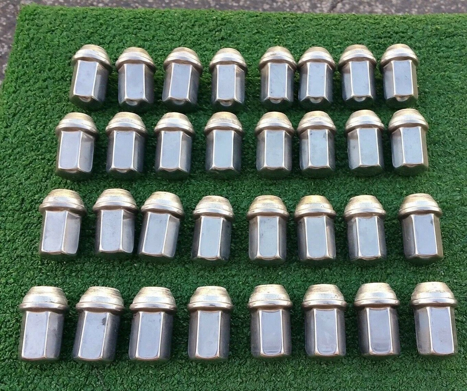 Juego de 32 tuercas de rueda de camioneta Ram 2500 originales OEM 3500 2014-2025 de fábrica Foto 2 de 4