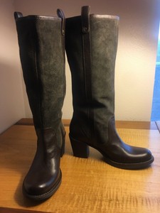 naturalizer suede boots