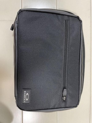 Oakley Pouch Bag-in-Bag