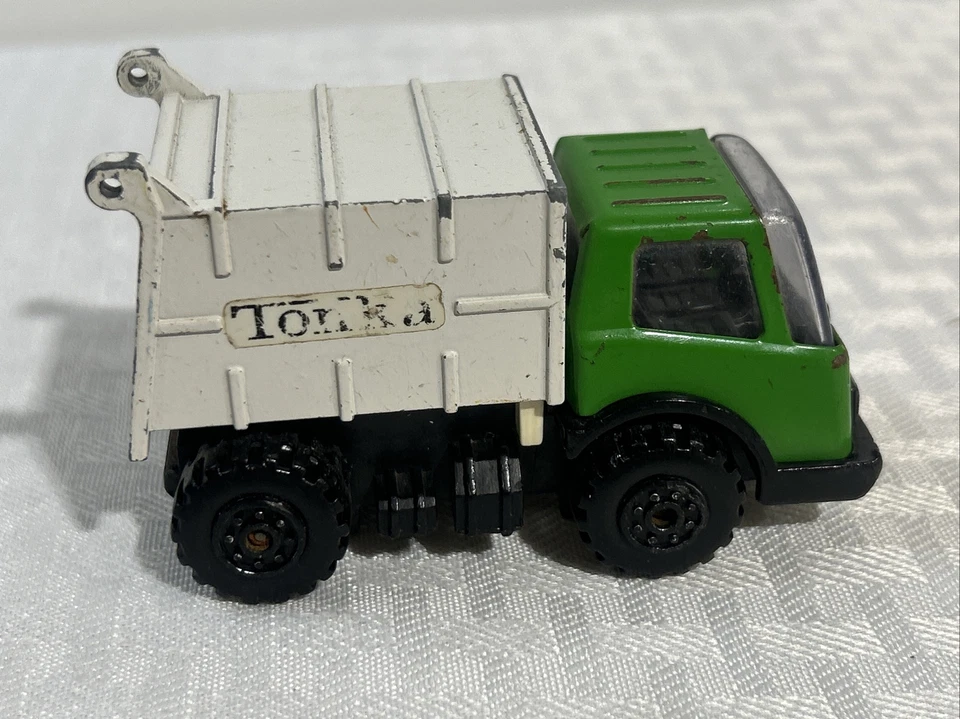 Vintage Tonka Garbage Truck / Metal Green / White / 3.5" long / 1980's - Image 4 of 4