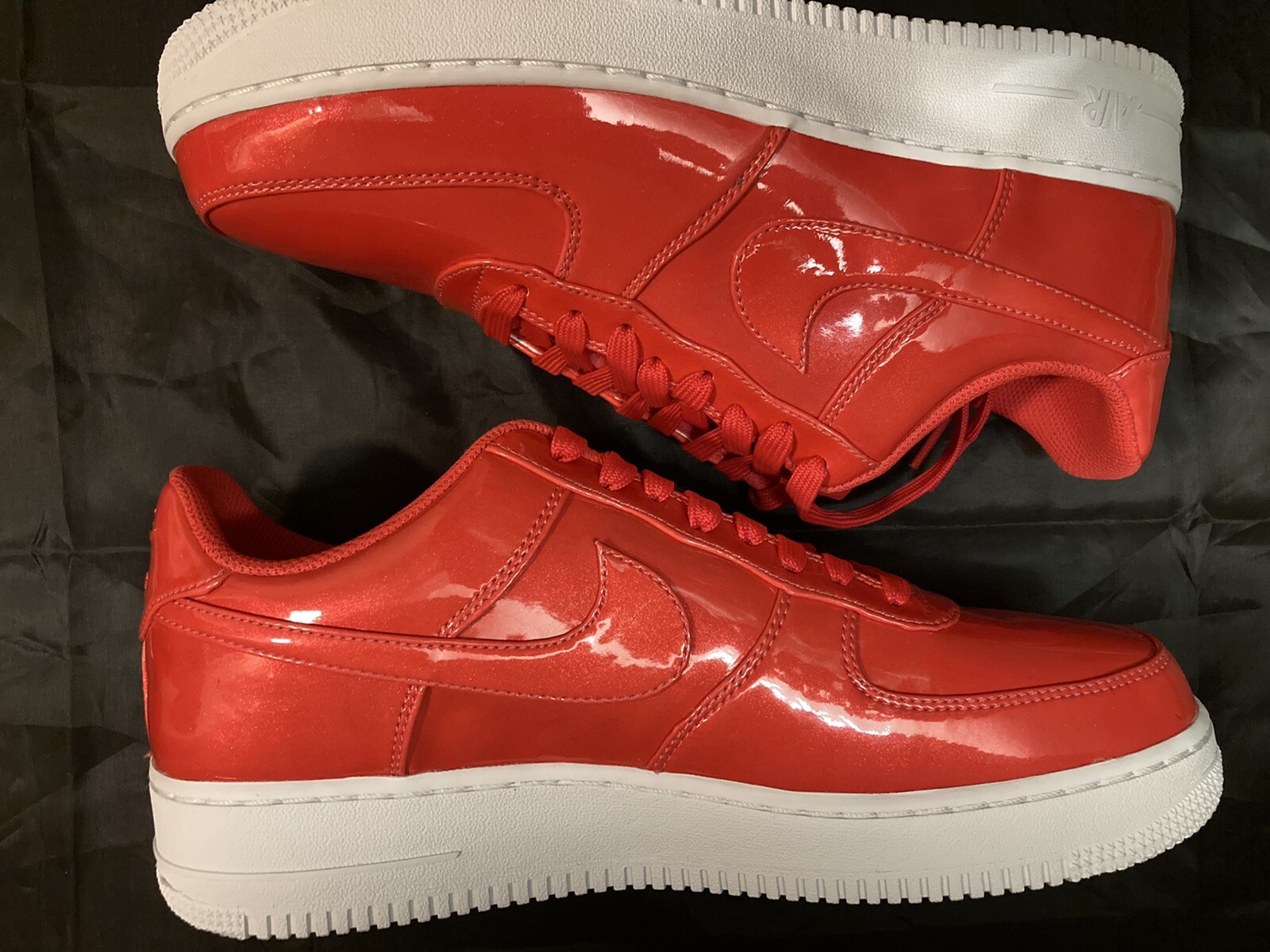 Size 9.5 - Nike Air Force 1 '07 LV8 UV Siren Red 2018 for sale online | eBay