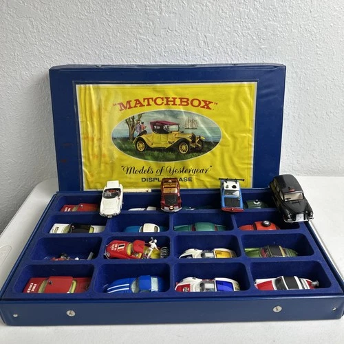 CORGI TOYS Bintage Car Lot 20 Models / Used Nice Condition + Collector Case