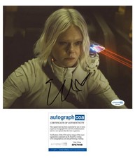 Elle Fanning "Predator: Badlands" AUTOGRAPH Signed 'Thia' 8x10 Photo B ACOA