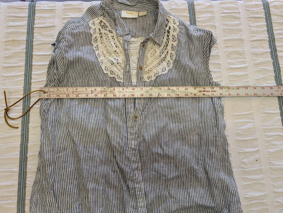 Maeve Anthropology 女式条纹纽扣衬衫蕾丝无袖大号蓝色 — 第 3/4 张图片