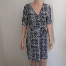 Apt.9 chevron Print Wrap Dress small mod revival minimalist optic art Mid