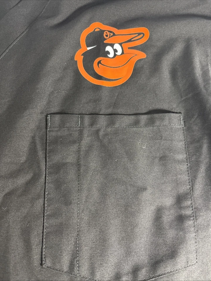 Scrub Zone Baltimore Orioles Black Short Sleeve Scrub Top Size Large - Image 3 of 4