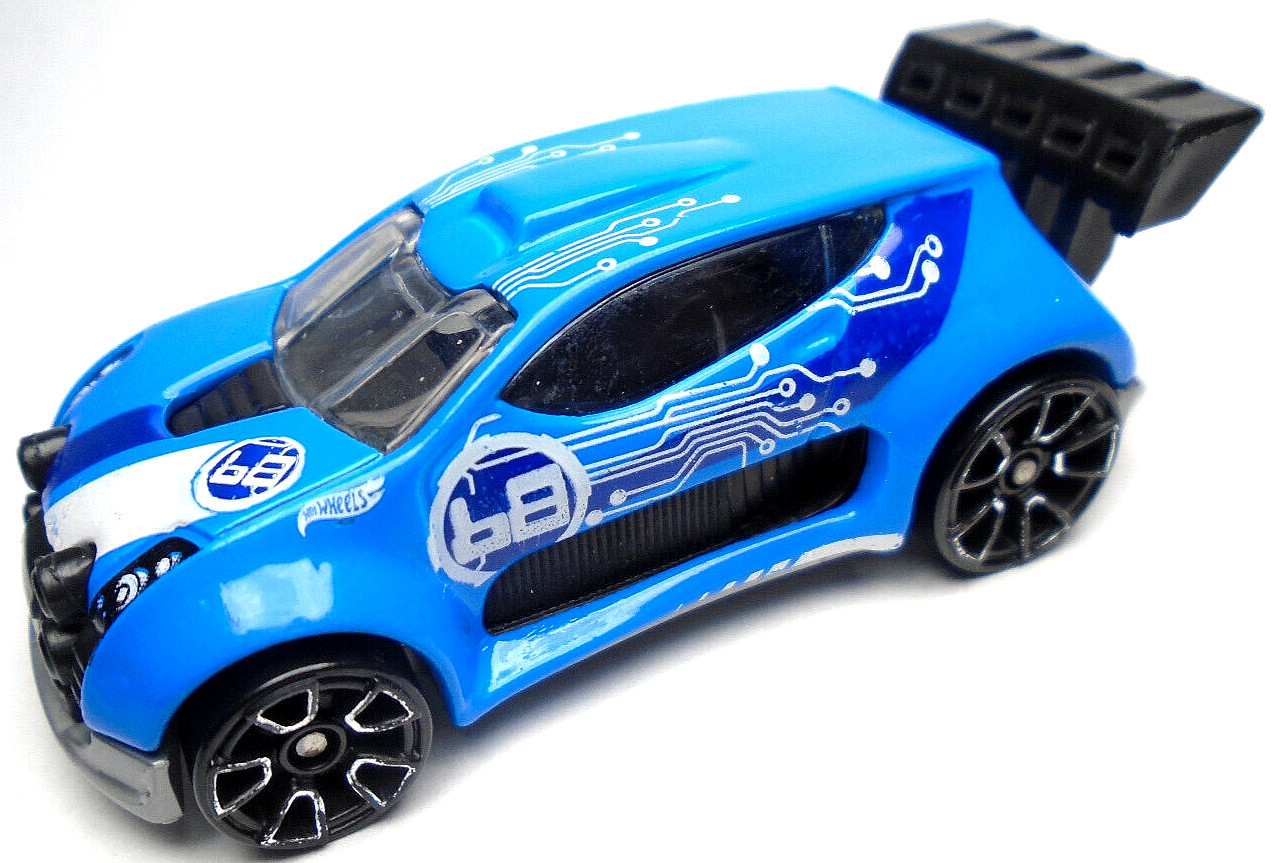 2015 HOT WHEELS FAST 4WD #68 BLUE 1:64 DIECAST 2 5/8" RACE CAR WITH WHITE