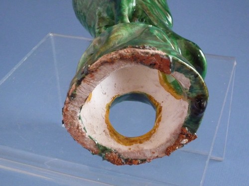 Antigüedades chinas Dinastía Ming Porcelana Esmalte Verde Tallado Pájaro - Imagen 8 de 10