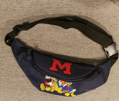 fanny packs in the 90s