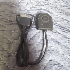 Zune Sharing Cable Remote for Zune with clip 2 headphones out