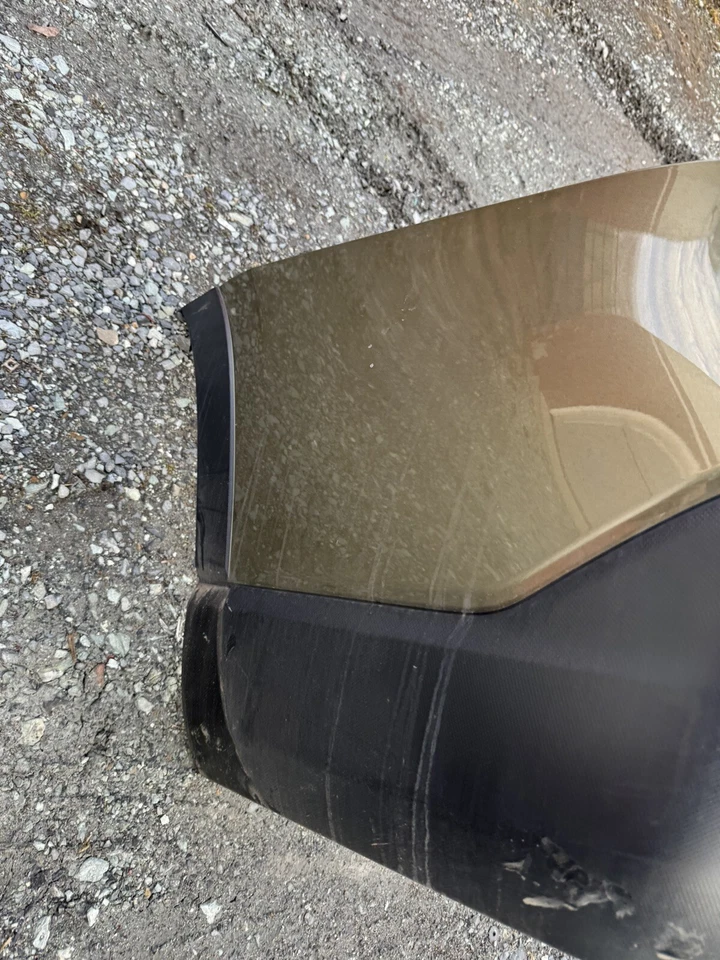 Cubierta de parachoques trasero Subaru Ascent 2019-2024 reversa frenado automático pestaña OEM Foto 2 de 4