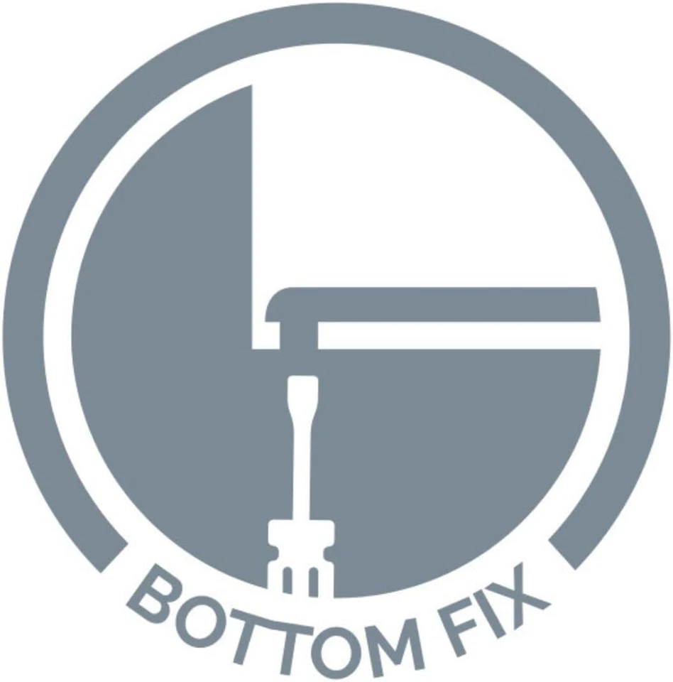 Korona TS100 Moulded Wood Toilet Seat White /Black - Image 4 of 4