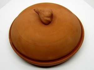 Boston Warehouse Large Garlic Roaster Terra Cotta Roasts 4 at Once Made In Italy