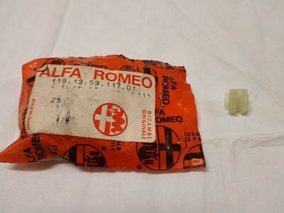 Alfa Romeo plastic clamp stop. Cat 119135911701 60736568