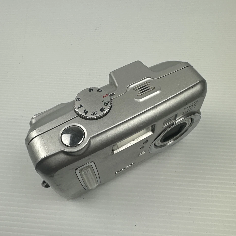 Kodak EasyShare CX7430 4.0MP Digital Camera for Parts / Sold As Is - Image 3 of 4