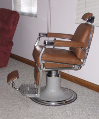 ***Antique Barber Chair for sale*** **1930’s Emil J ***FULLY  RESTORED**