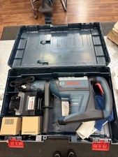 Bosch GBH18V-45C 18V SDS-Max Rotary Hammer 2 Batteries