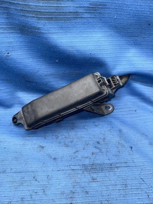 01-05 Lexus IS300 Engine Bay Fuse Box Relay Panel Cover OEM Fuses