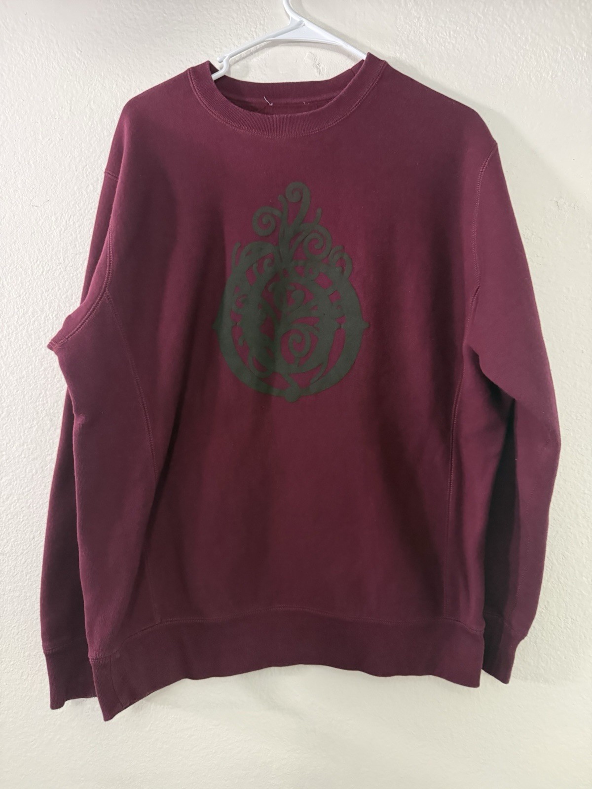 Ophelia Crewneck Sweatshirt Maroon Embroidered Anjuna