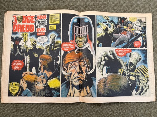 📘 2000AD Prog 225 Judge Death Cover ⚖️ Four Dark Judges Appear 1981 Classic - Picture 14 of 24