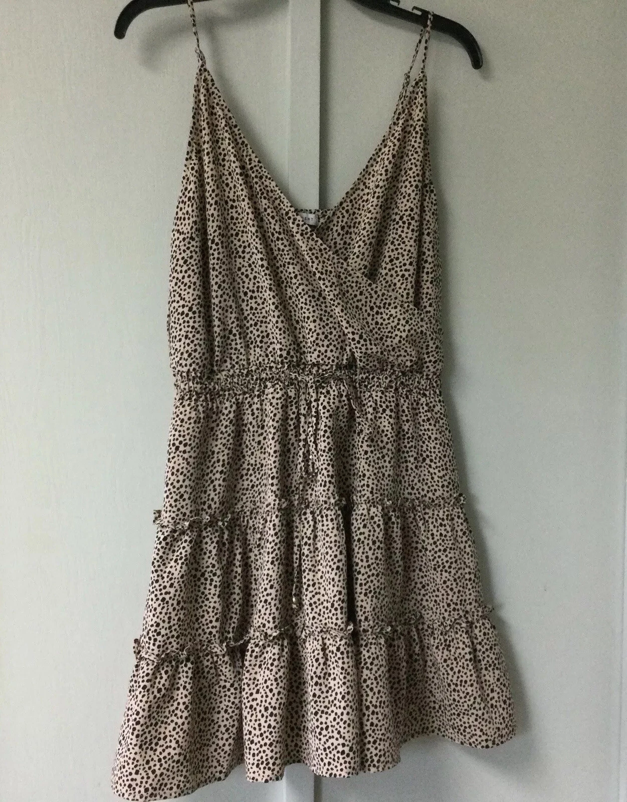 VALENTINO Abito a mezzaluna taglia grande spaghetti strap ginocchio a strati marrone maculato Sweetheart