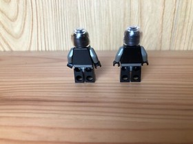 Lego 2x Insectoids sp032 Droid Gigabot from 6977 6969 Space Minifigure Figure