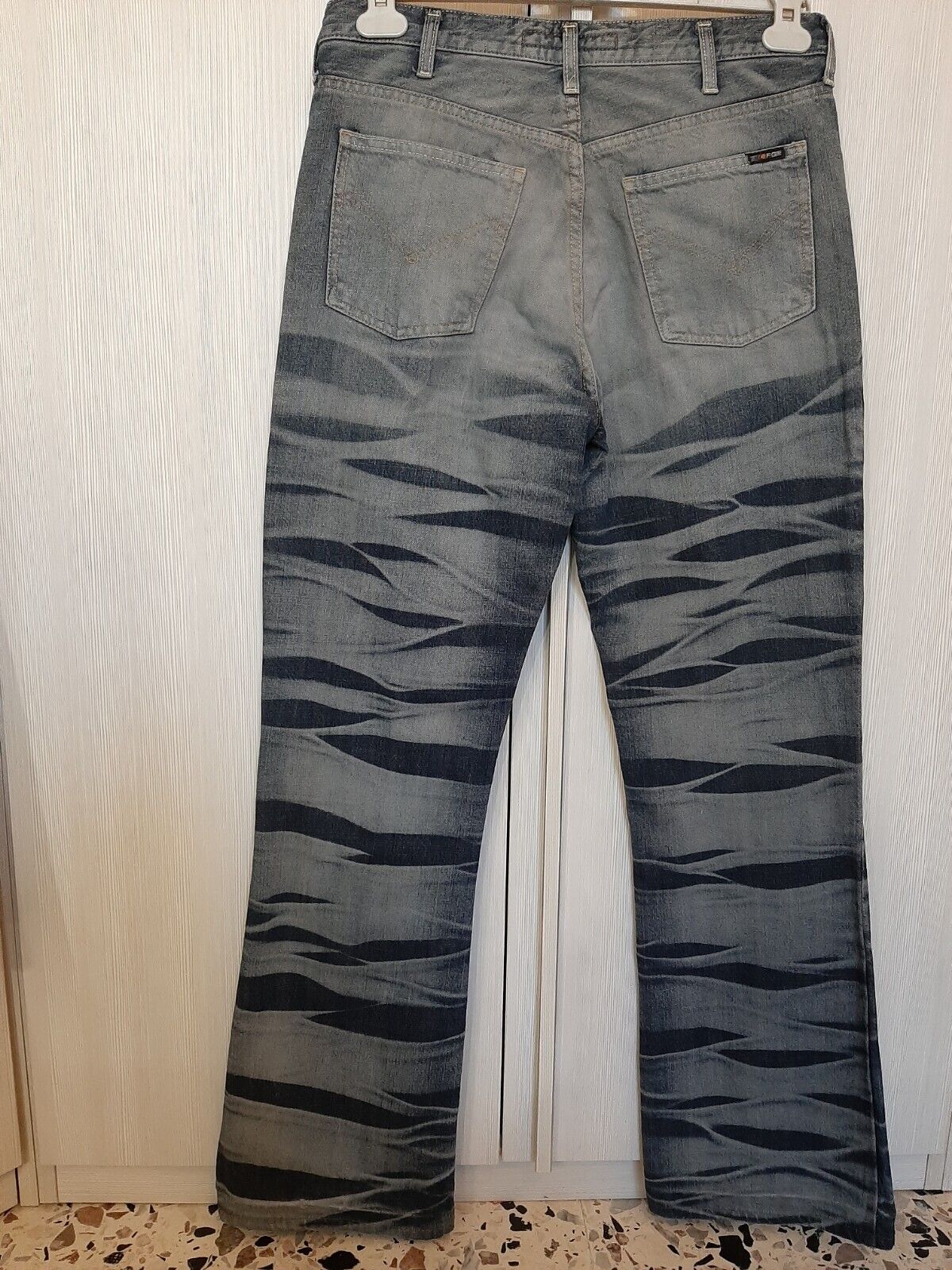 Foto 2 di 17