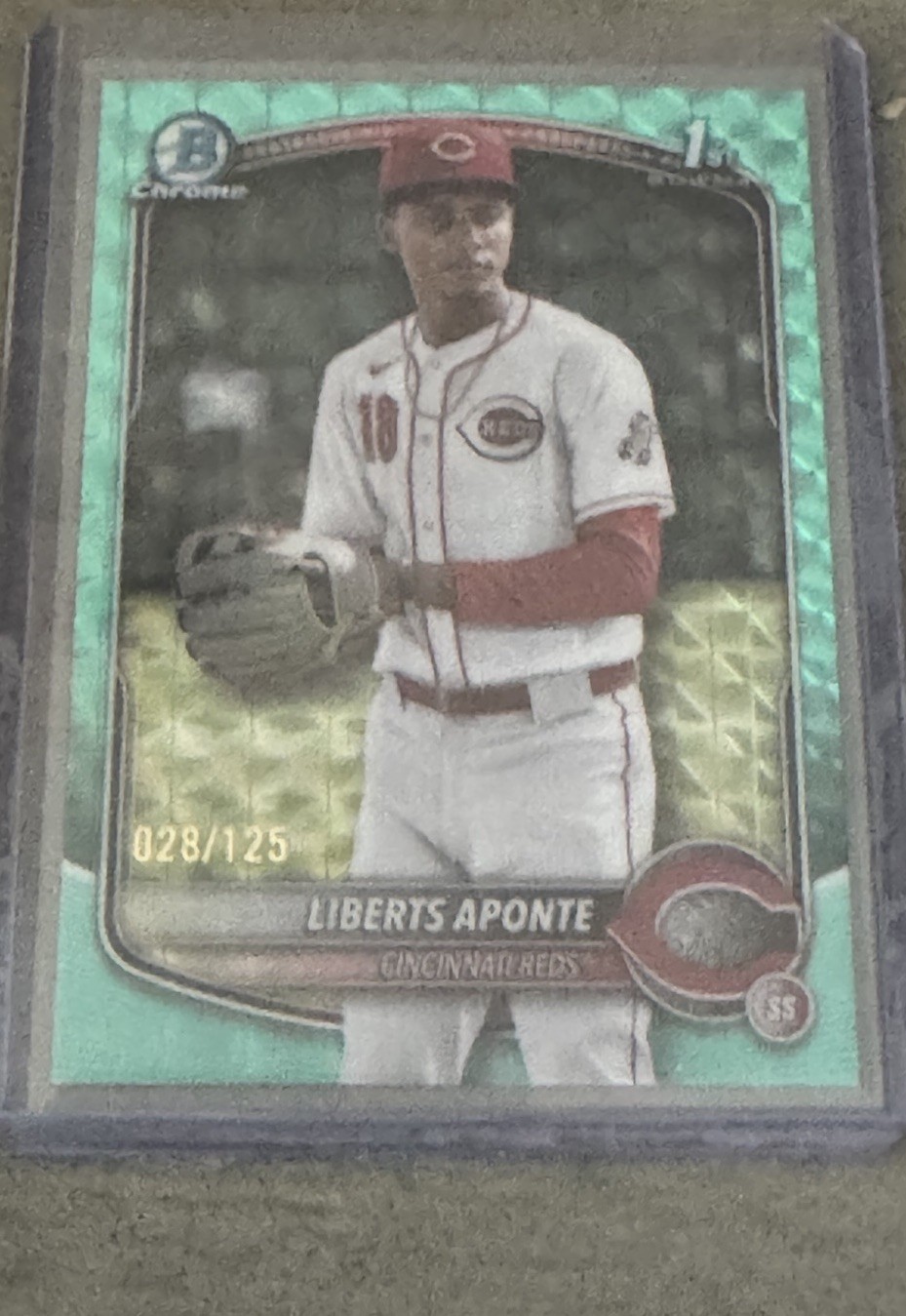 2025 Bowman Chrome - Liberts Aponte #BCP-174 Aqua Pulsar Refractor /125 (RC)