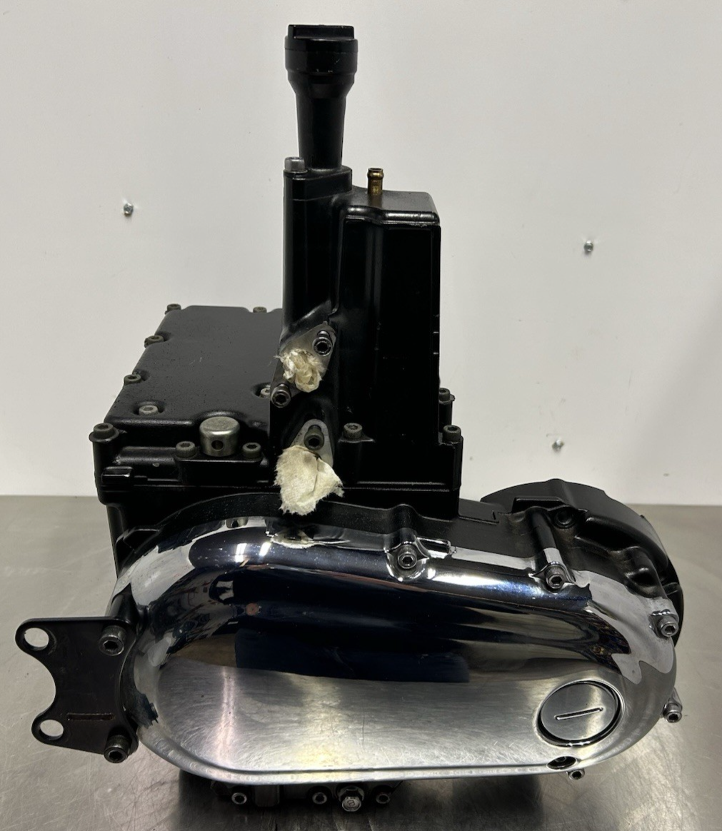 99-14 Yamaha Road Star XV1700 1600 transmission / middle gear