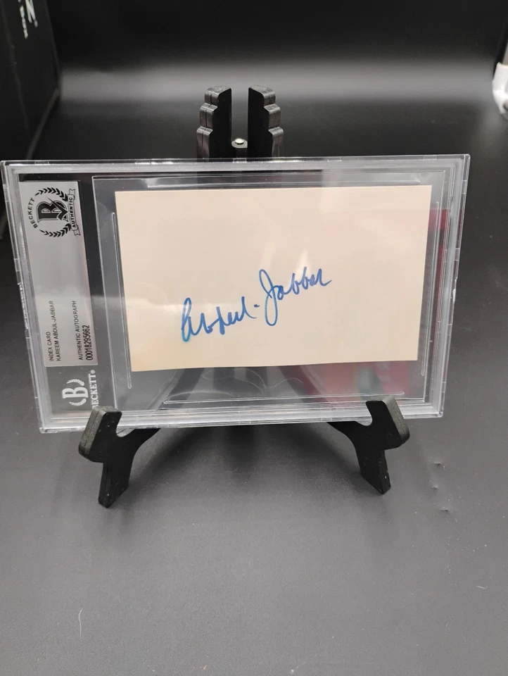 Lot Of 45 Diff 1990s Basketball Signed Index Cards Kareem Walton Shaq R Miller - Image 4 of 4