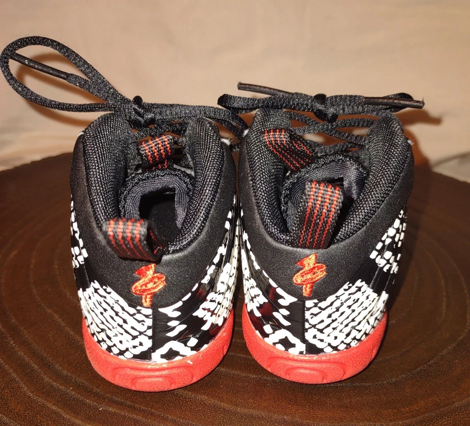 Nike Little Posite One Foamposite "Piel de serpiente albina" 723947 104 niño pequeño talla 6C Foto 4 de 4