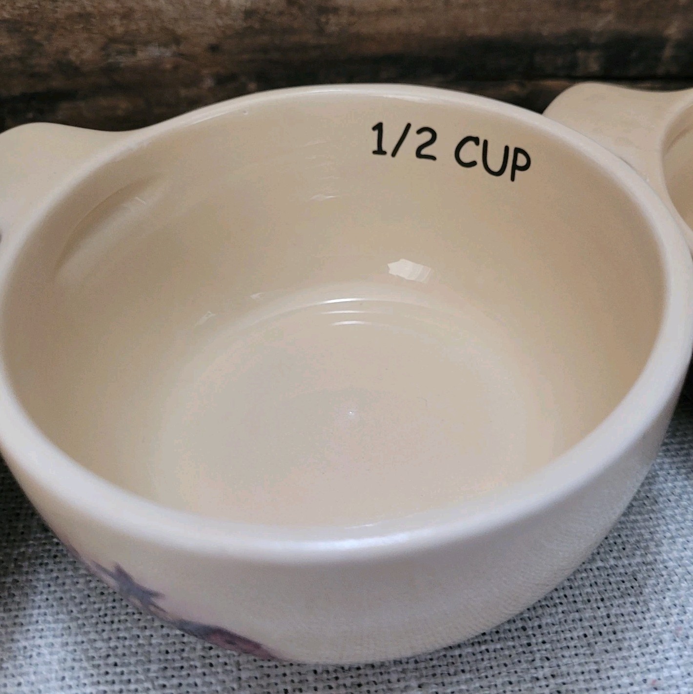 Vintage Country Farmhouse Ceramic Measuring Cups – Set of 4 (LTD Commodities)