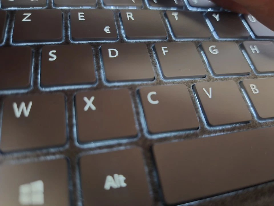 Microsoft 1926 Surface Go 2 Tablet Laptop 128GB Keyboard Azerty Win 11 Pro Vgc - Bild 3 von 4