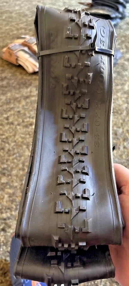 Kenda Cholla Pro Tubeless Ready 700x33c Folding Gravel Tire  - Image 2 of 2